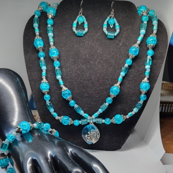 Handmade Blue Beaded Jewelry Set - Picture 1 of 9
